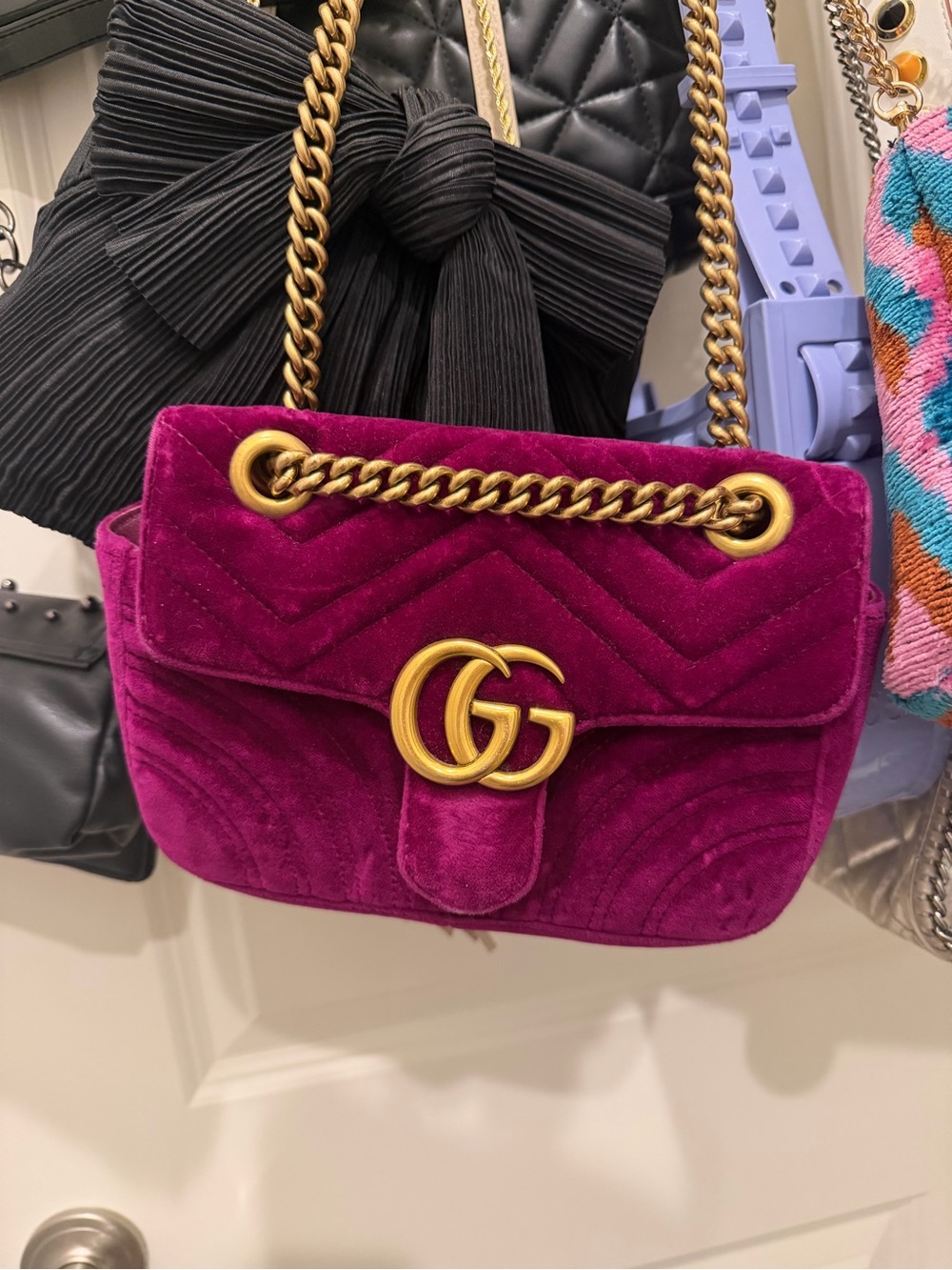 Gucci Velvet Shoulder Bag in Fuchsia with Gold Hardware